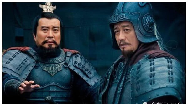 东汉|东汉末年,袁术率先称帝,手下三员猛将,奠定其称帝的基础。为你抛头颅洒热