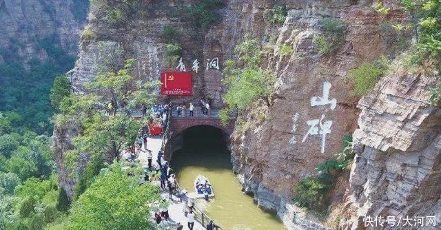 河南多个旅游景区恢复开放;郑州第五轮全员核酸检测正在进行，“一米线”意识逐渐深入人心|大河早点看| 意识