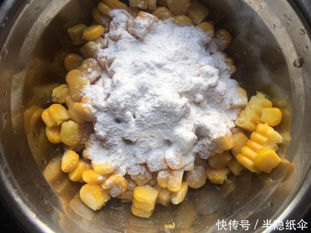 童年味道之老式甜脆玉米粒饼,吃到嘴里是美味,记在心里是回忆