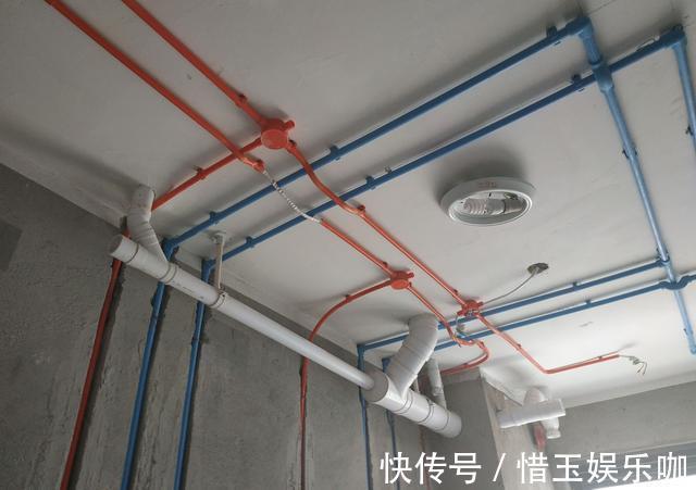 电线|水电走顶,是装修公司的“陷阱”,还是行业标准?听听工头说的话