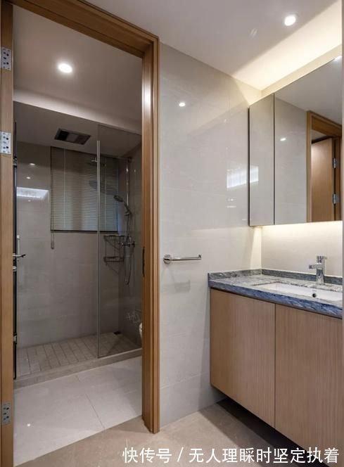 打通|老公坚持打通厨房加传菜口，实用极了，电视墙设计更机智，晒晒