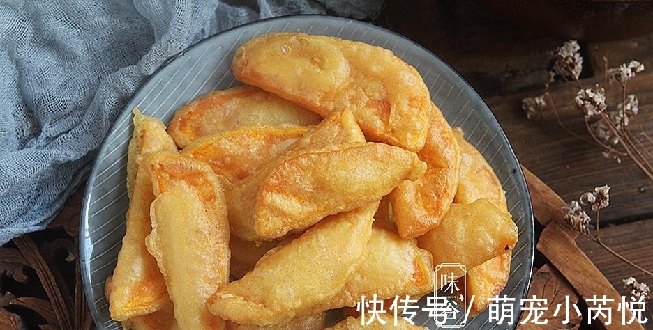 红薯片|红薯新吃法，加上面粉，酥香美味，一周吃3次也吃不腻，比零食香