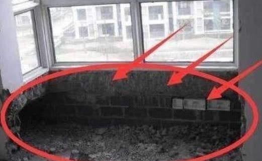 占地面|为啥现在的楼盘十有九个“假飘窗”?不少人被蒙鼓里,还傻傻高兴