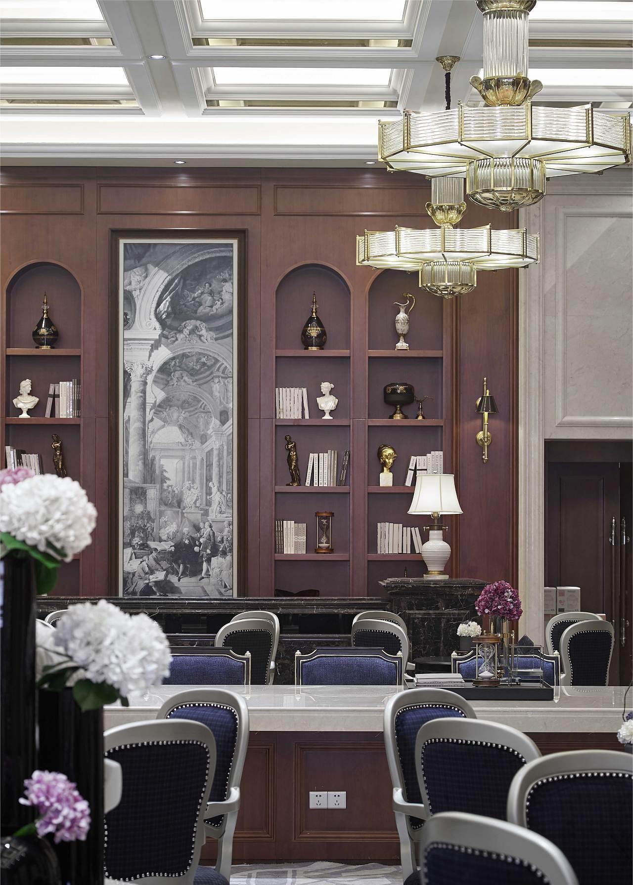 人文礼遇,一个售楼处的“文艺复兴”丨售楼中心空间设计