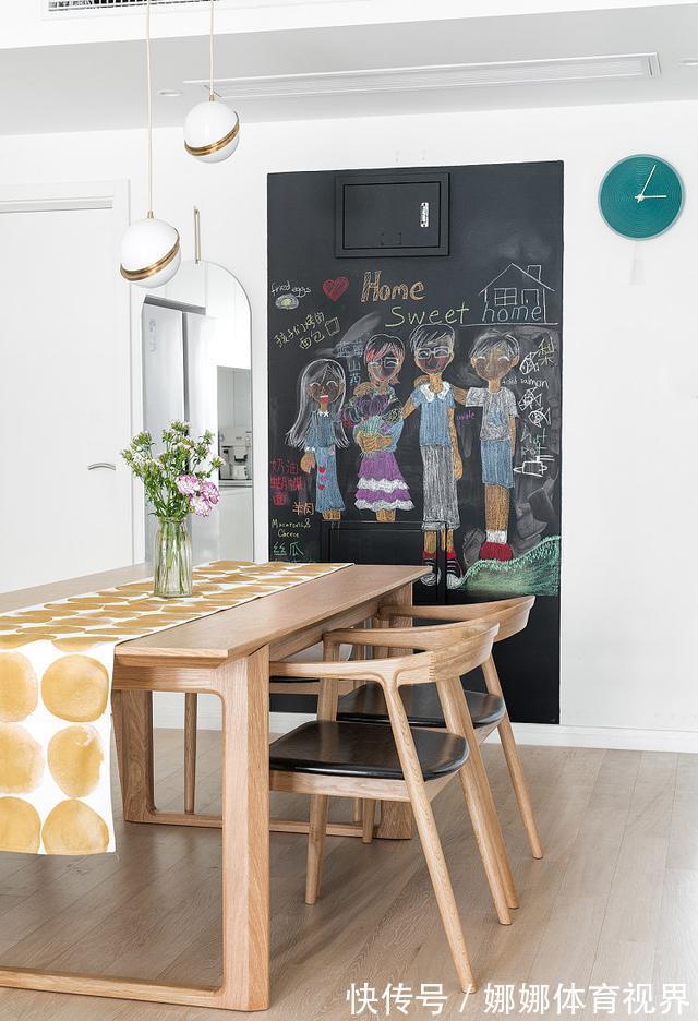 柜子|不走寻常路，把沙发墙加厚，全屋装满柜子，90㎡住着比大宅舒坦