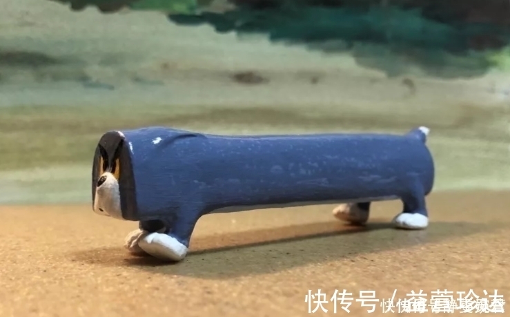 tom|清洁阿姨把手办碰倒后接了回去,这画风,原谅我笑出声