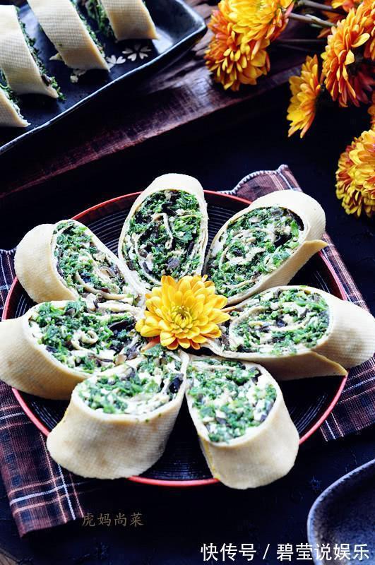 荠菜新吃法，卷起来蒸5分钟，清鲜软嫩，一口一个吃不停