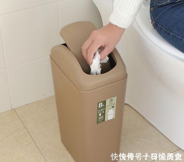 老师傅|马桶里到底能不能扔“卫生纸”,听完老师傅的“建议”,我懂了