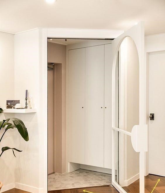 韩国|跟国内不一样,韩国入户装三轨玻璃门单独分出玄关,室内一尘不染!