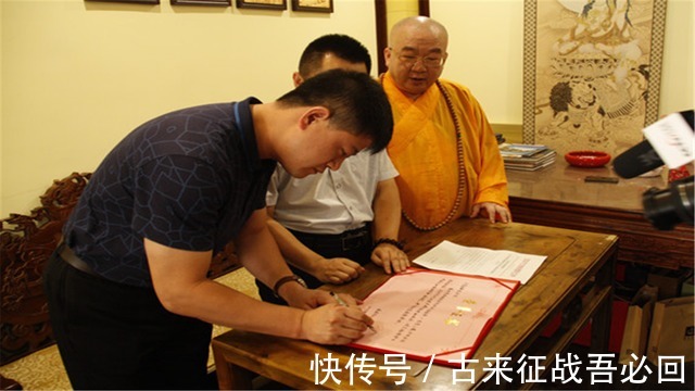 释迦牟尼$2017年,定慧寺将高僧遗体捐赠国家,体检现场显示:大脑还在