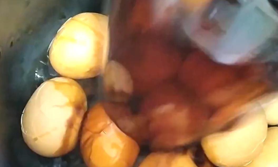 咸香|鸡蛋最美味的吃法,做法简单,咸香入味,好吃到停不下来