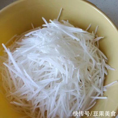 萝卜粉丝包子这样做,手残党也能当大厨