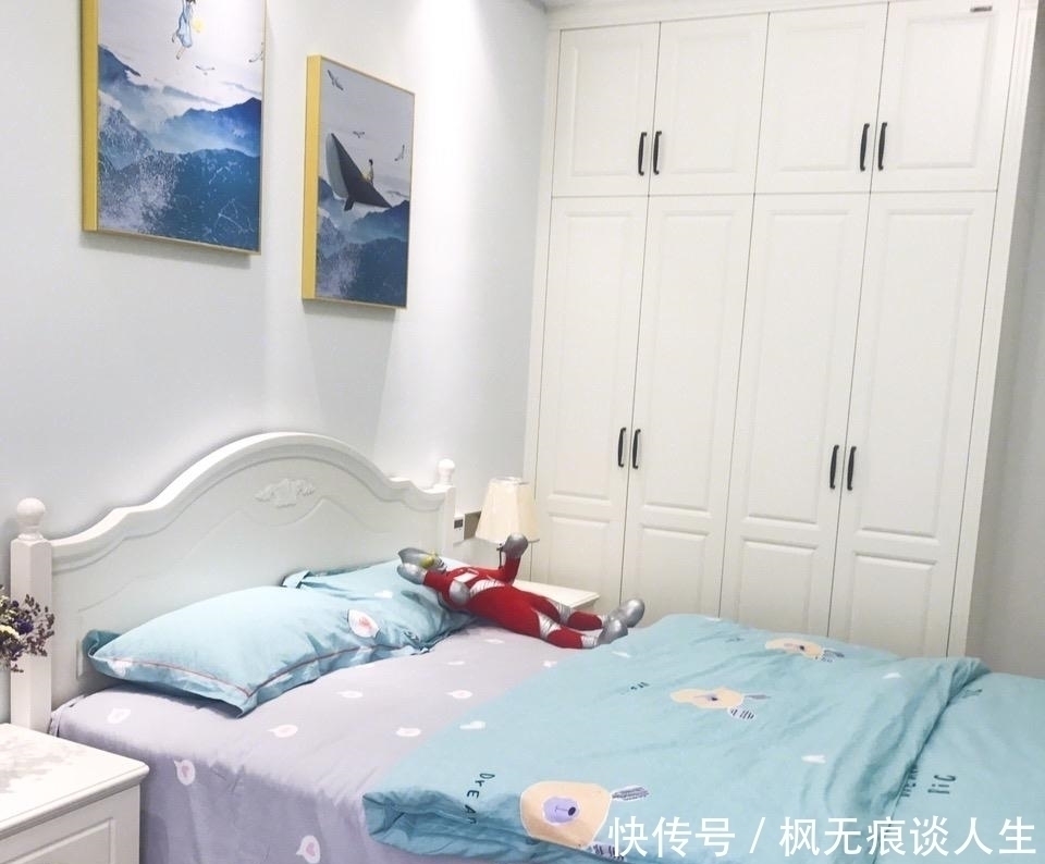 次卧|这套130平新房太漂亮了,进屋就把人给迷住,电视墙实在抢眼!