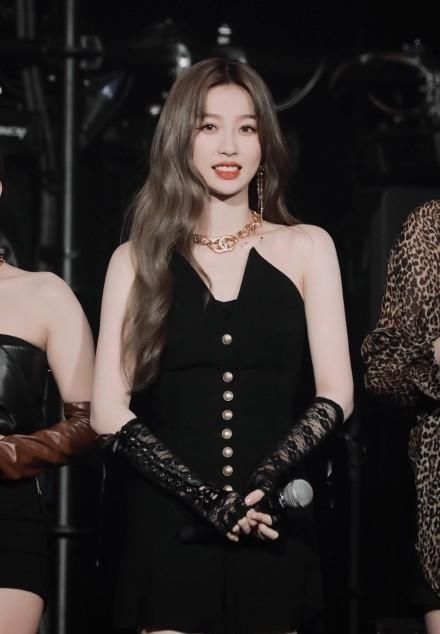 the9|限定女团最新晚会动态,THE9喻言回归成焦点,硬糖少女凭实力圈粉