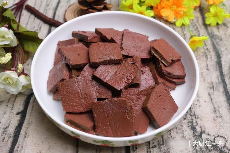 霜降后天气渐冷，分享4道香辣菜肴，越吃越暖和，你不学吗