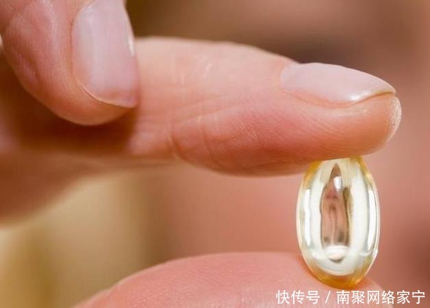 维生素E和它一起敷脸，使用7天美白祛斑，还能淡化细纹！