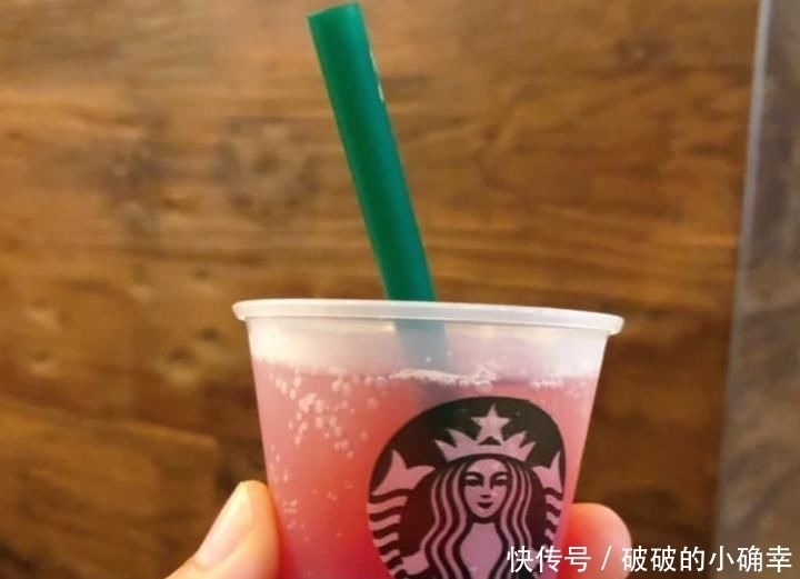 冰淇淋|零食开始出现缩小版,这款麦当劳冰淇淋,只有手指大小