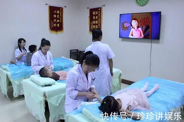 皮皮|孩子积食,身体会发出五个信号,中招的父母快停手,别再喂娃多吃