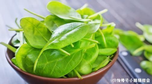 医生|很多人喜欢吃菠菜,医生提醒2类人别吃,最好一点别沾