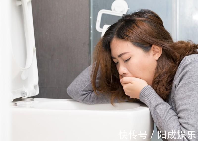 孕吐反应|为啥有人怀孕一点反应没有?有人吐得天昏地暗?两大原因导致