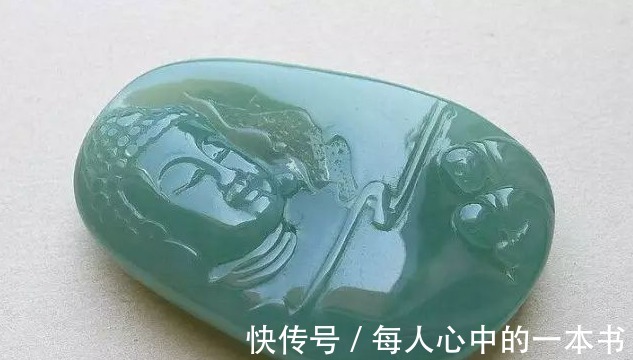 佛公 不知道怎么选翡翠佛公只要记住这几个方面，就能选到品质好的！