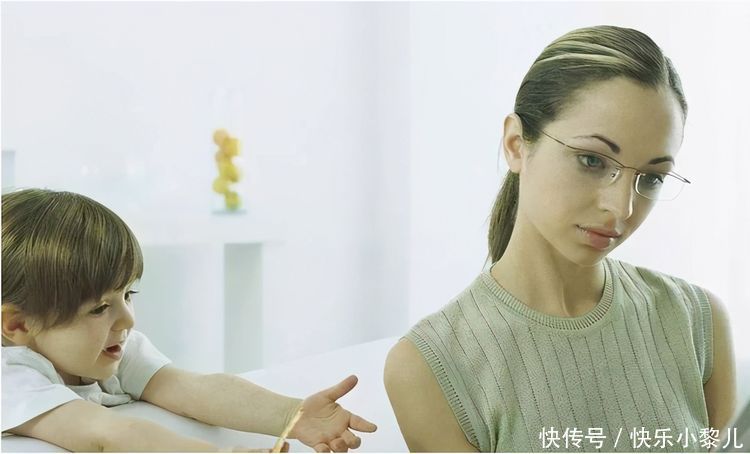 特别|孩子在妈妈面前就特别不乖?这是孩子的“两面性”,家长了解吗