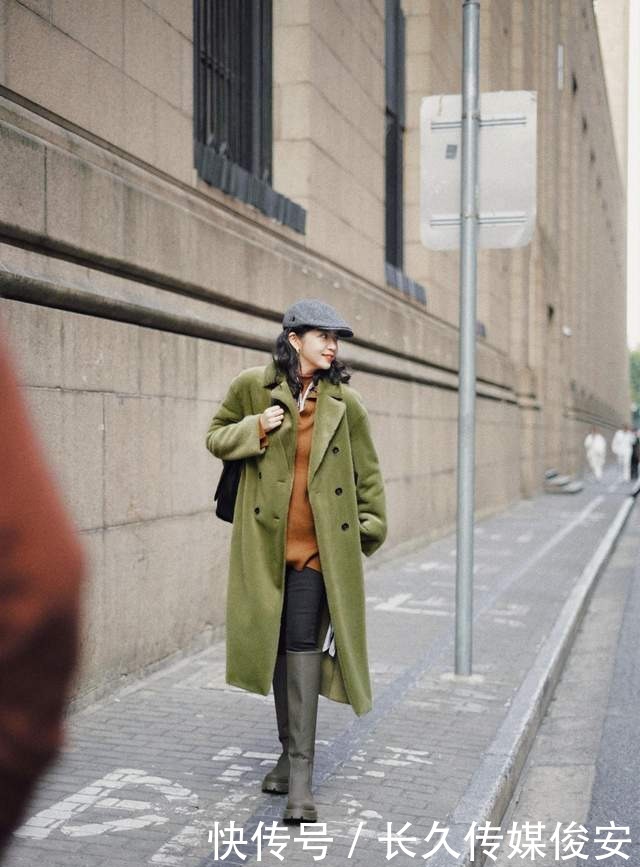 穿法|大衣的贵气,还需要“靴子”来演绎,学三木的穿法,你也时髦高级