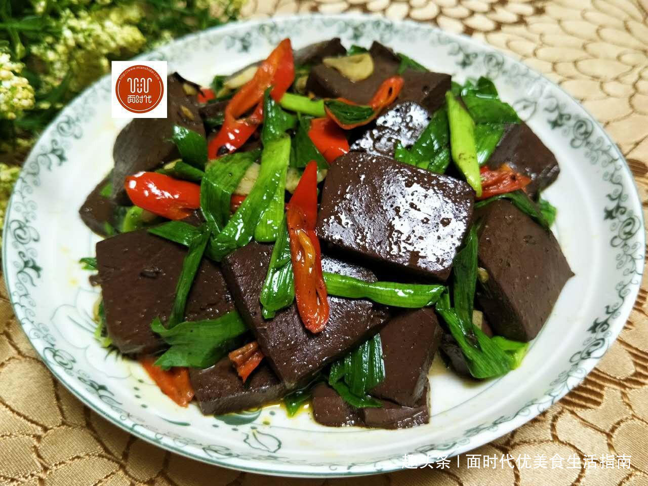 教你做个下饭菜,做法简单易学,比大鱼大肉好吃,十分过瘾