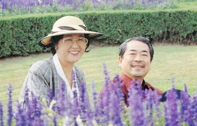 六朝诗意图|徐悲鸿画一半不想画了,范曾自信补画,翻车了吗