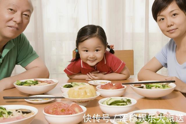 长期失眠|年轻人睡不醒,老年人却睡不着,专家教你睡前妙招,巧治失眠!