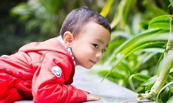 宝妈|孩子跟着姥姥长大,会有三种好处,第一种很多家庭都会遇到