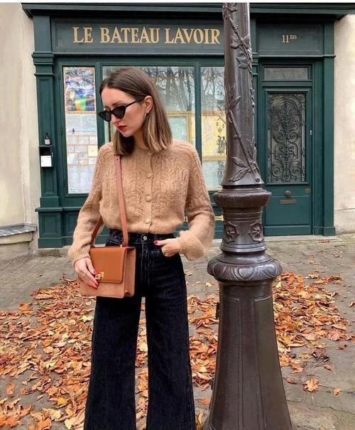 卫衣 + 靴子,毛衣 + 阔腿裤,这20套早春穿搭,好看极了