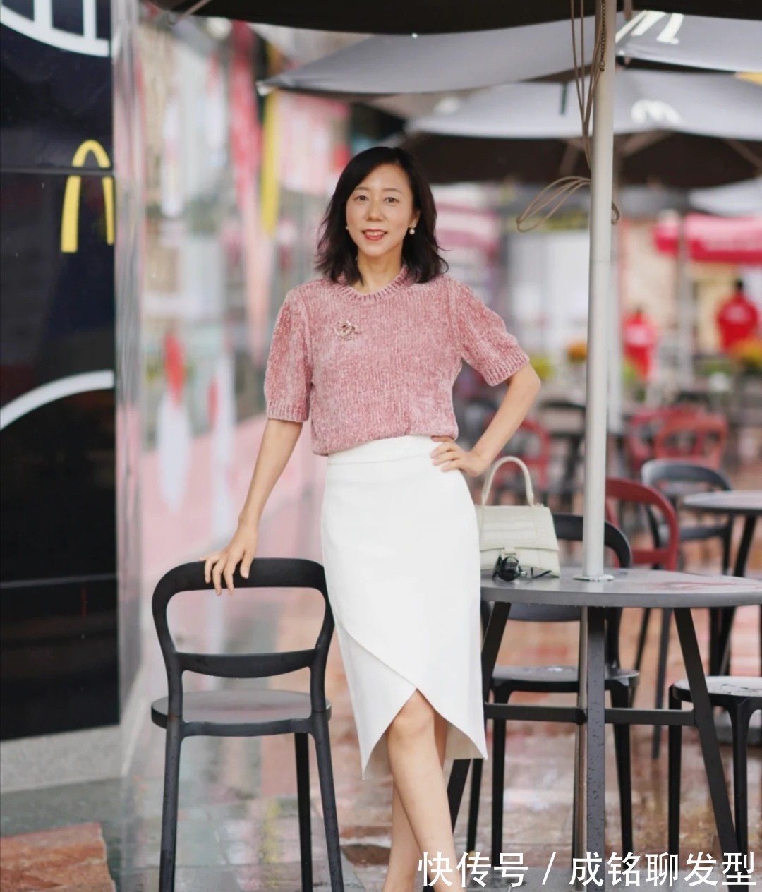 衣柜|中年女人穿衣要“简而精”,学学这位博主的穿搭,优雅知性有品位