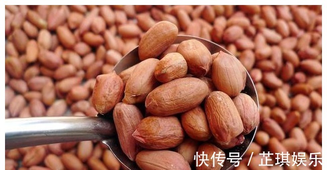 花生|早上空腹吃几粒花生米,坚持一段时间,这4个问题或能有效改善