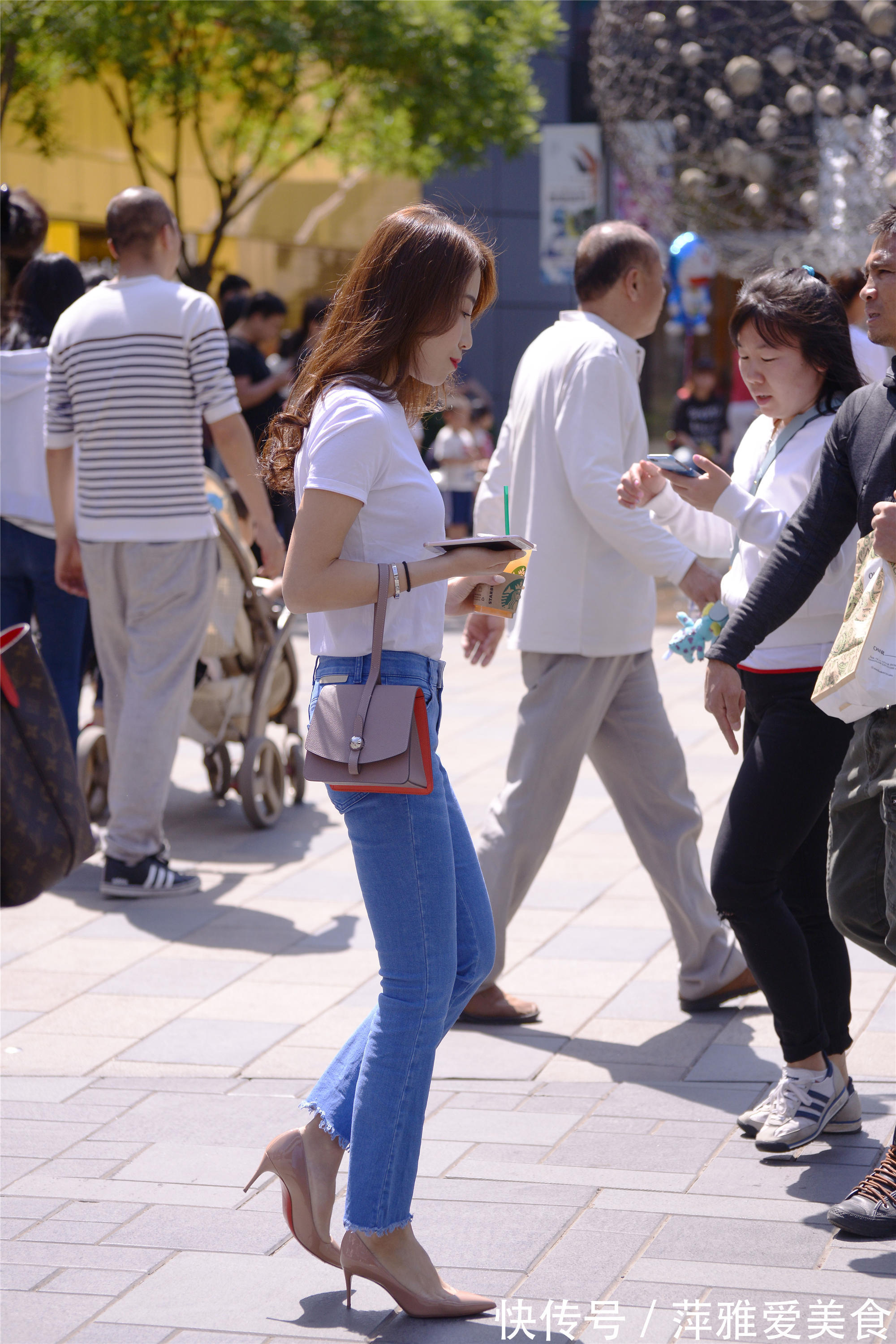高跟鞋|牛仔裤搭配高跟鞋,好看时尚显气质,有了不一样的感觉