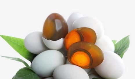 吃“皮蛋”好处不少,但5类人劝你“免开尊口”,或许你也在其中