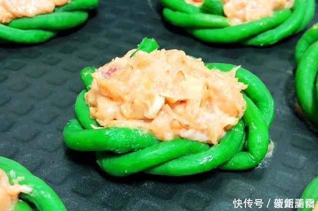 夏天我家豆角从不炒着吃,煎一煎8分钟就上桌,比红烧肉还解馋