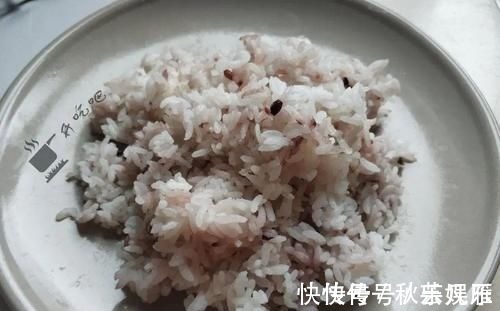 宝宝|宝宝 3 岁前，家长要谨记“不吃三饭”！辅食吃好了，娃更少生病