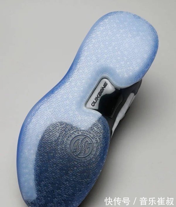 碳板 不靠情怀,凭硬实力反超舶来品的国产实战篮球鞋