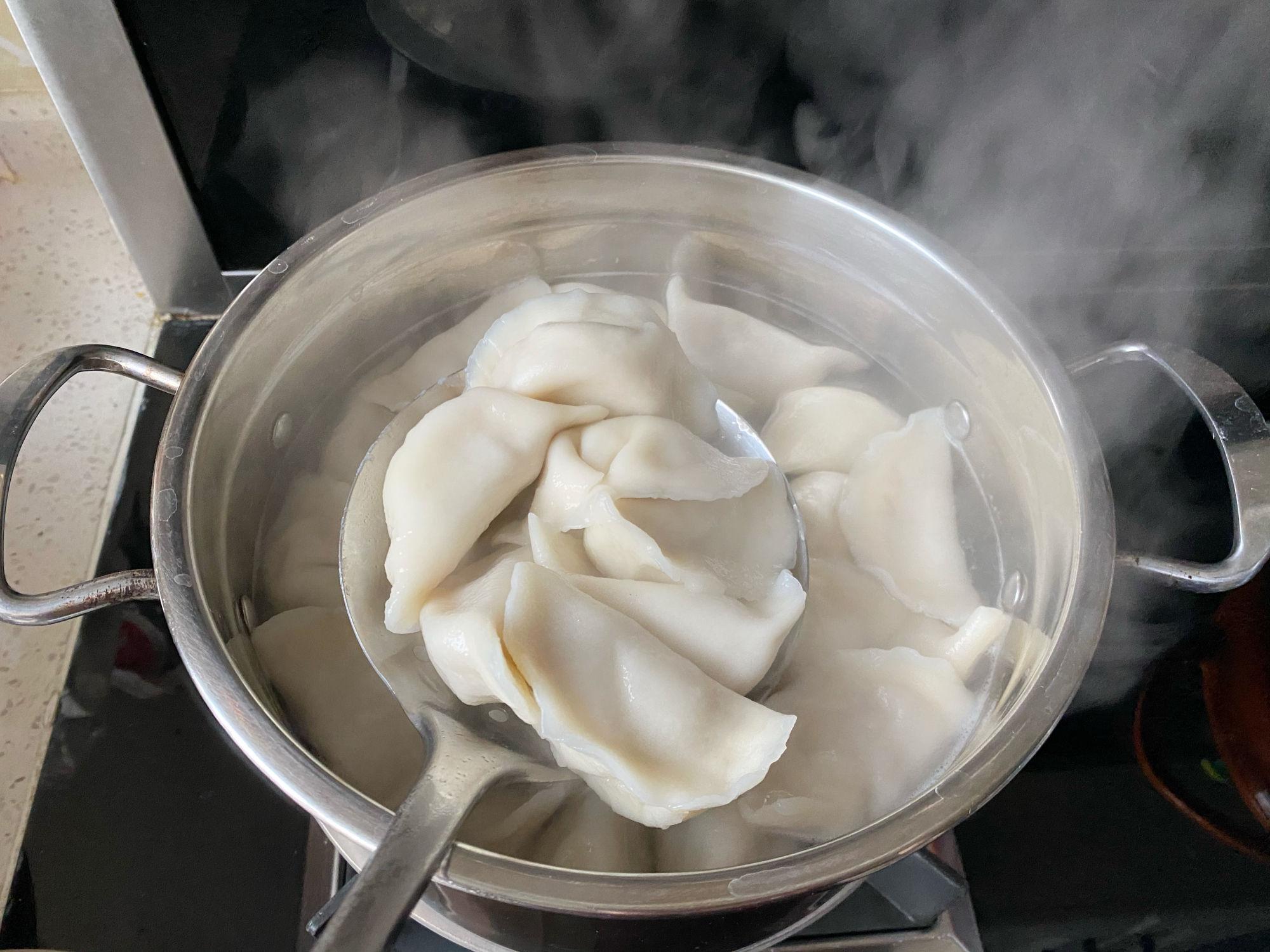  鲜嫩|白菜包饺子要不要焯水？传统老做法告诉你这样做，鲜嫩多汁营养高