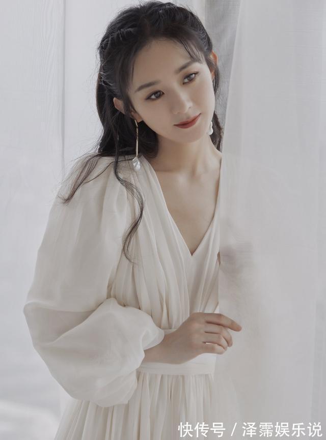 泡泡辫 4个“提气质”的夏日发型打理技巧，显脸小，够清凉，还巨时髦