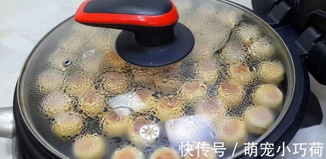 保鲜膜|1个红薯，3勺面粉，不用一滴水，做出创意小吃，保证孩子天天嚷着吃