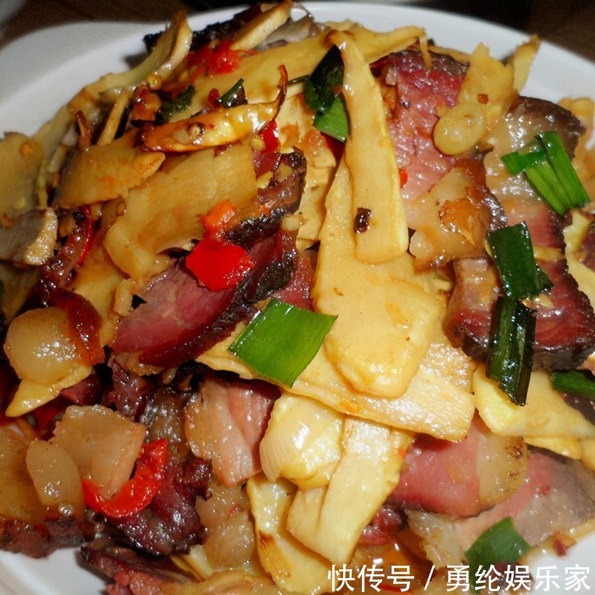 腊肉|想养生得会吃,三种美食换着吃,延缓衰老,美容养颜