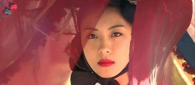 红绳|下海系红绳,从良断青丝,古代青楼女子为何在腰间系一根红绳