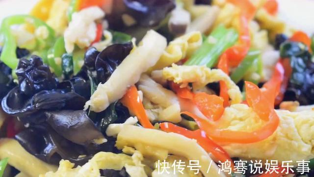 青辣椒|2个杏鲍菇,3个鸡蛋,简单一做,我家一周吃6次,每次都不够吃