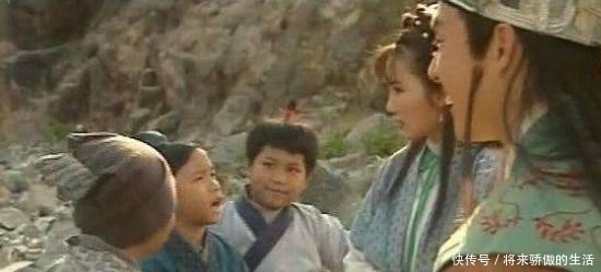 慕容复一心想光复燕国,为何不招兵买马,反而是在江湖上游荡?