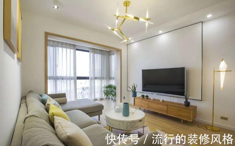 电视屏幕|110㎡简约新房，装修花了8万，完工效果超棒！