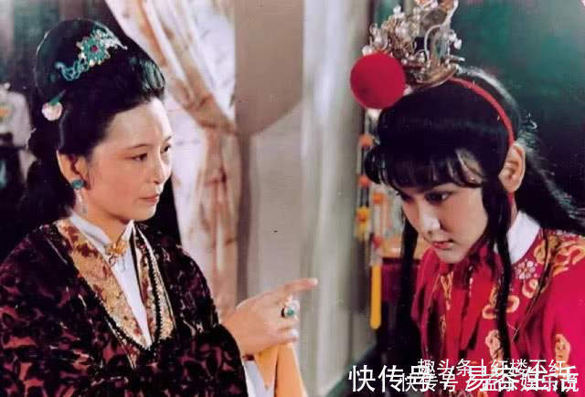 众生相|偌大荣国府,谁才是真心爱贾宝玉?第33回宝玉遭笞挞,照出众生相