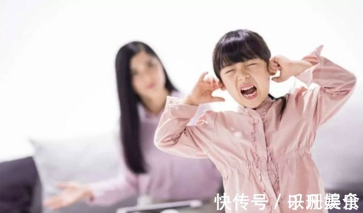 家长|孩子被吼后,是顶嘴还是沉默暗示了长大的性格,影响孩子一生