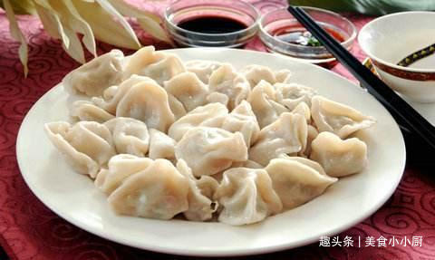 爱吃“饺子”的人有福了,饺子馆大厨,传授拌馅“秘方”,太香了